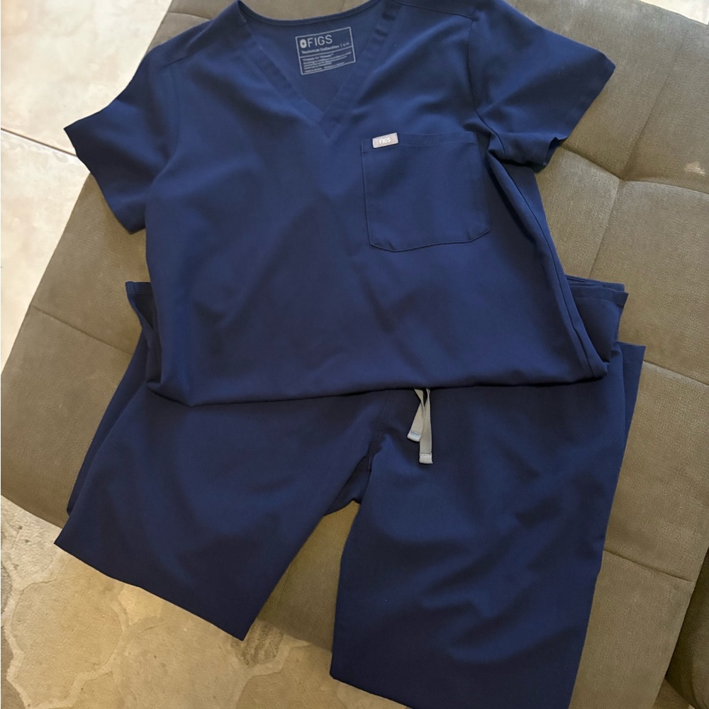 Navy Petite Catarina™ - One-Pocket/Navy Livingston™ - Petite Basic Pants SPetite
